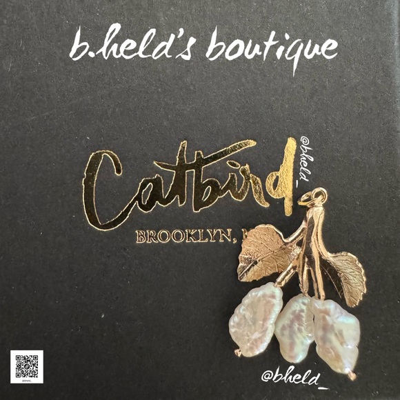 💫SOLD💫 Catbird x Vito’s Gems New York Mulberry Charm Solid 14K Gold 3RicePearls - Picture 7 of 17